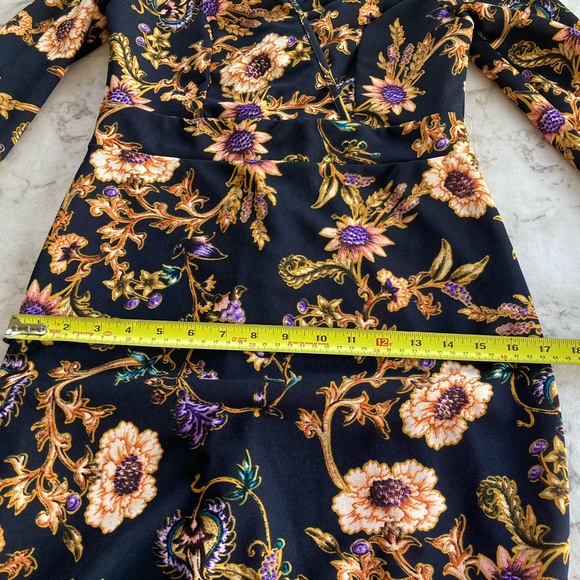 Black and floral print long sleeve mermaid dress Medium - Picture 6 of 9